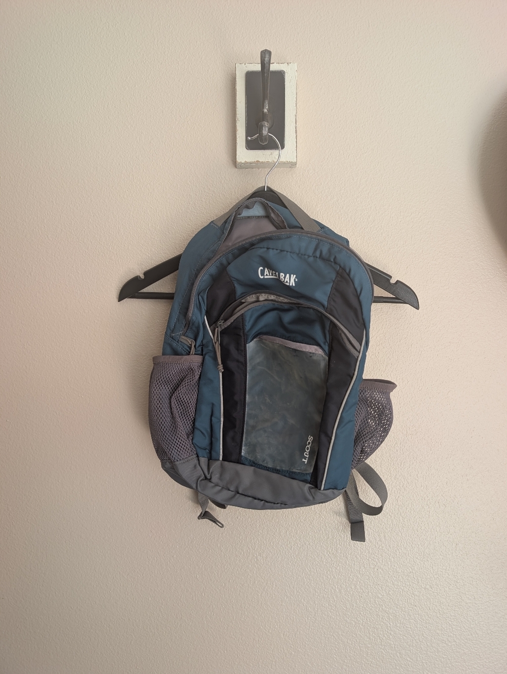 Kids CamelBak Scout Hydration Backpack in Blue